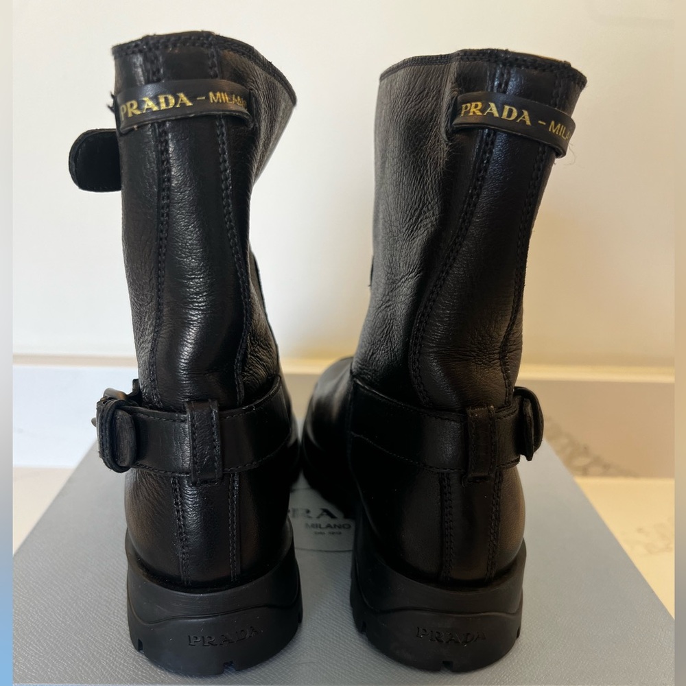 Prada Moto Boots, black leather size 7.5
Great condition!